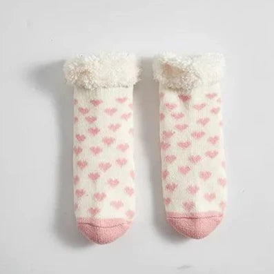 Chaussettes Moumoute Anti-dérapantes Cœurs Roses - Pilou&Plush