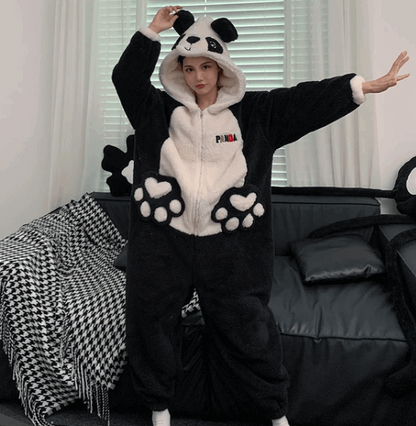 Combinaison Pilou Pilou Etreinte de Panda Pilou Plush