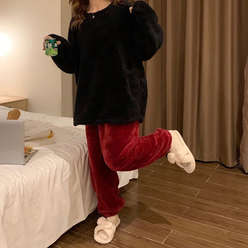 Pyjama Pilou Pilou Cocooning Noir et Rouge