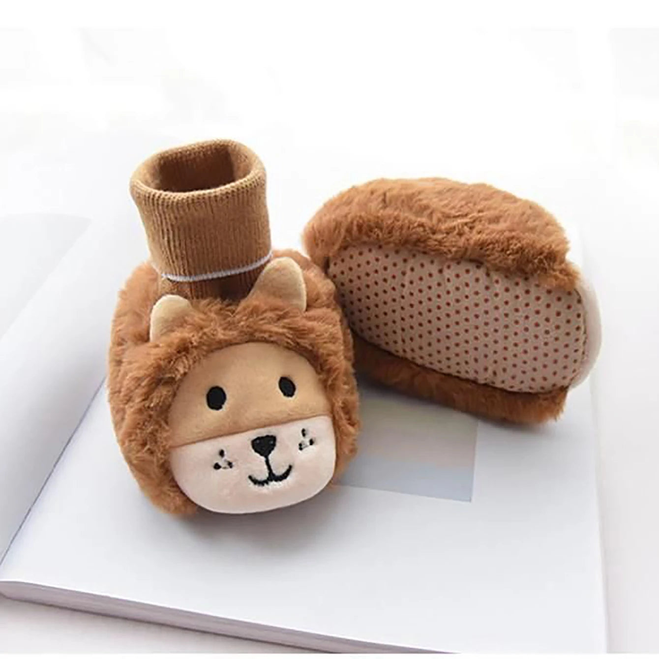 Chaussons Pilou Pilou Souples Lion